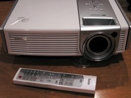 BenQ PE7700 – True HDTV Resolution DLP Projectors Just Got More Affordable