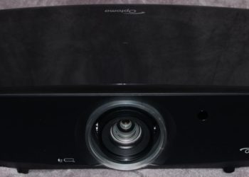 Optoma UHZ65 Front View and Lens