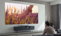 LG CineBeam HU85LA First Look Review – 4K UHD and Ultra Short Throw